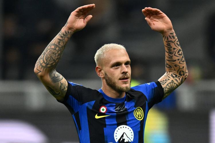 乐鱼官方网站最新版本下载-关键时刻见真章！独自领跑榜单+连续5场助攻，迪马尔科是国米根基